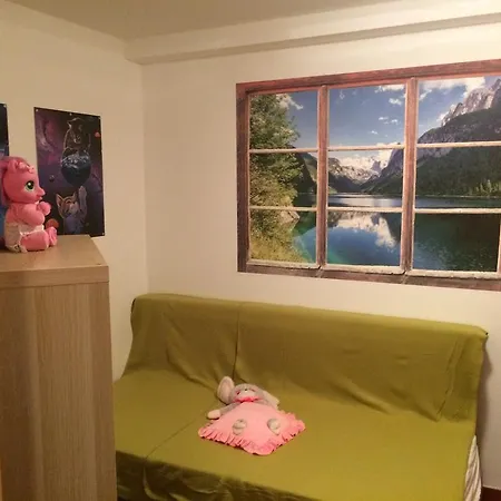 아파트 Annaberg 애나버그임라메탈